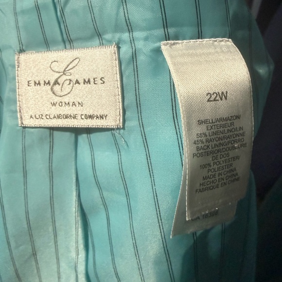 Emma James Light Aqua suit - Picture 6 of 10